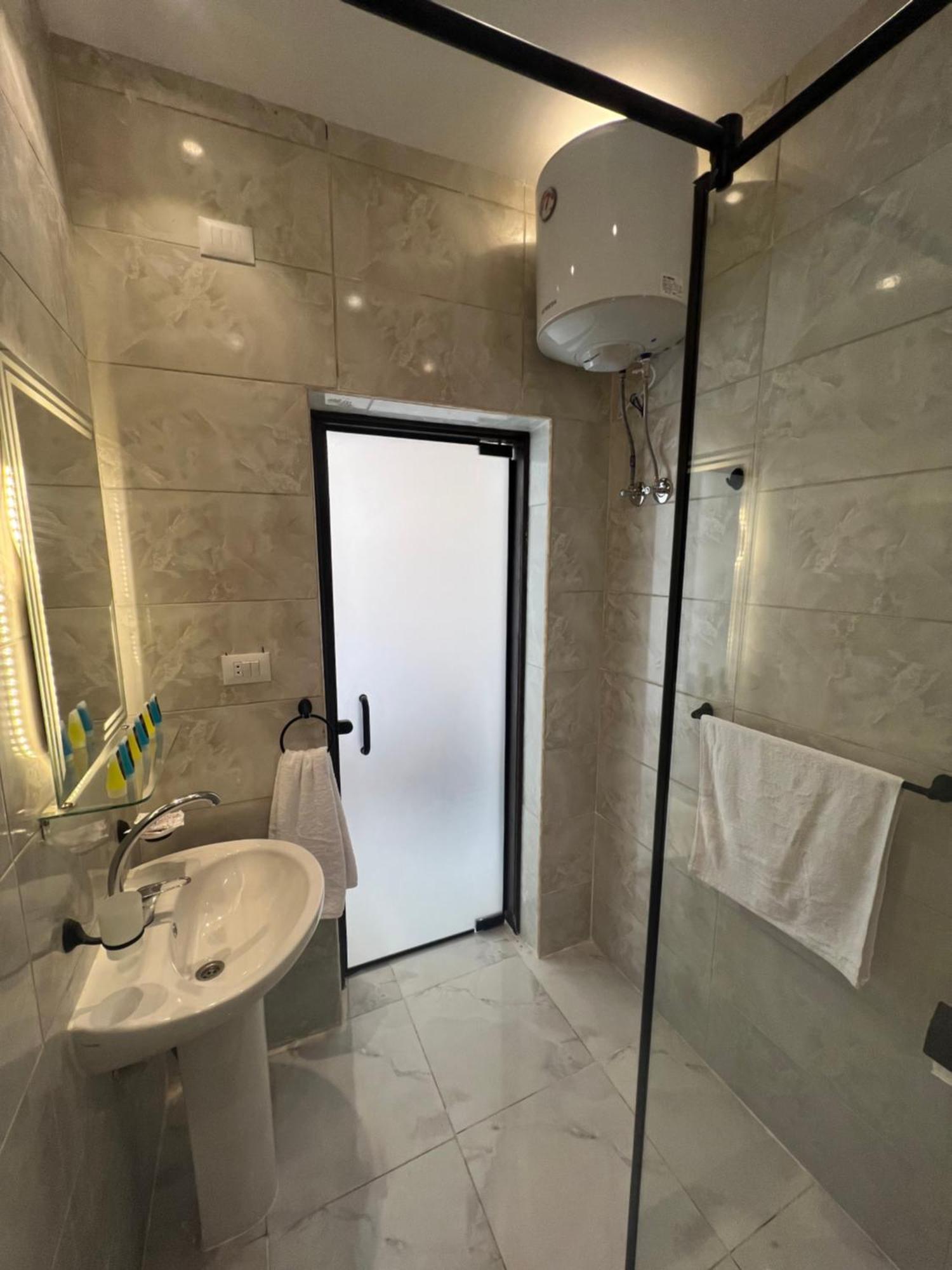 New Glamour Pyramids Hotel Kafrat al Jabal Ngoại thất bức ảnh