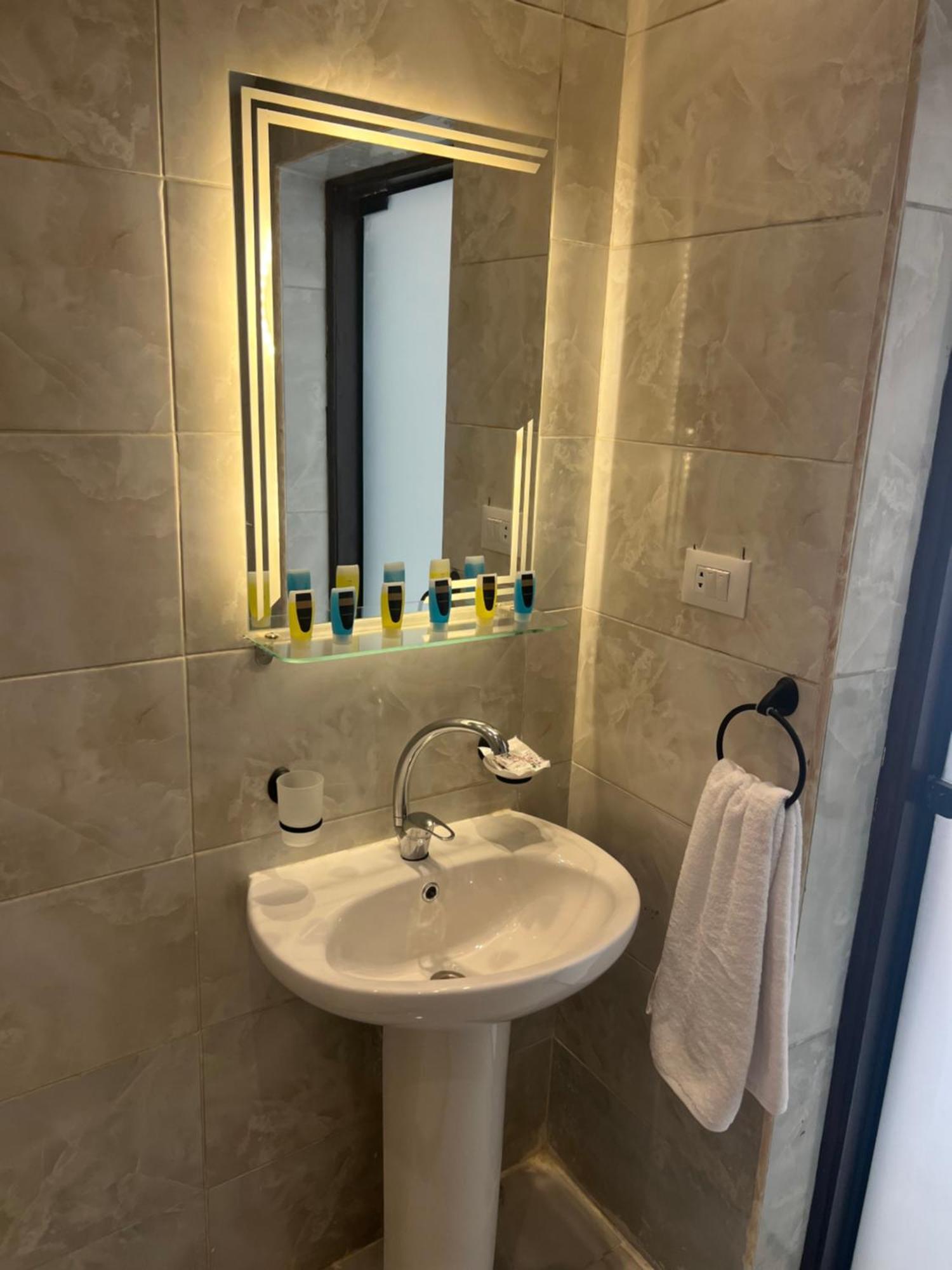 New Glamour Pyramids Hotel Kafrat al Jabal Ngoại thất bức ảnh